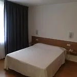 Hotel Millan
