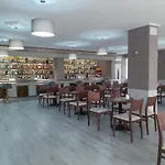Millan Hotel
