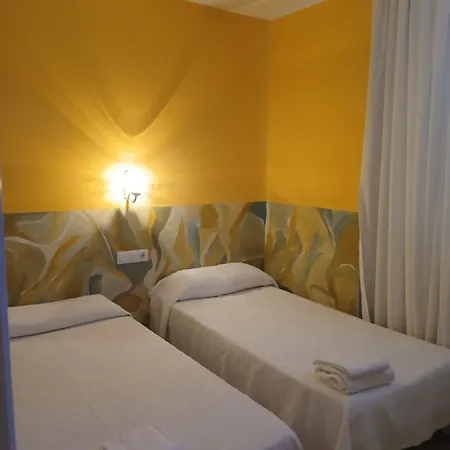Millan Hotel 2*